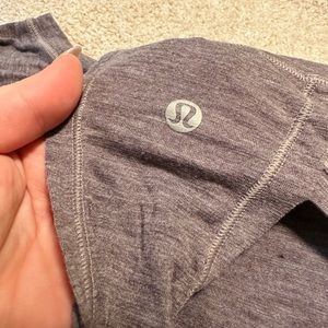 Lululemon workout top